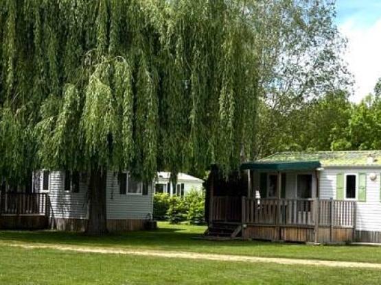 Mobilheim (2 Zimmer) + überdachte terrasse