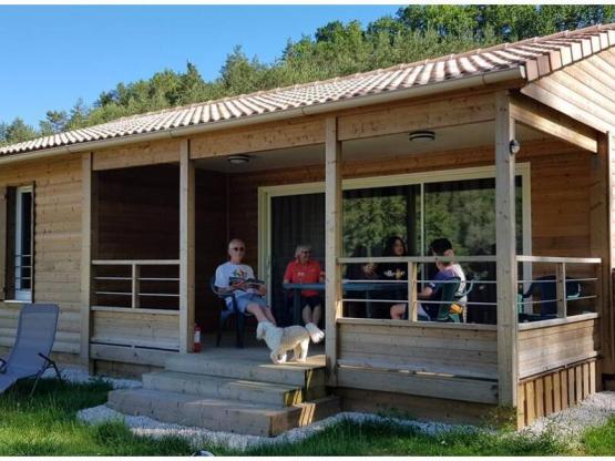 Chalet Serenita 42 m² - smart TV - 2 Zimmer - überdachte Terrasse 12 m²