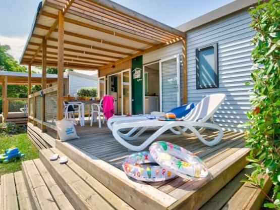 NEW //Homeflower Premium 35m² 3 Schlafzimmer +KLIMAANLAGE+halbüberdachte Terrasse + TV + Bettwäsche