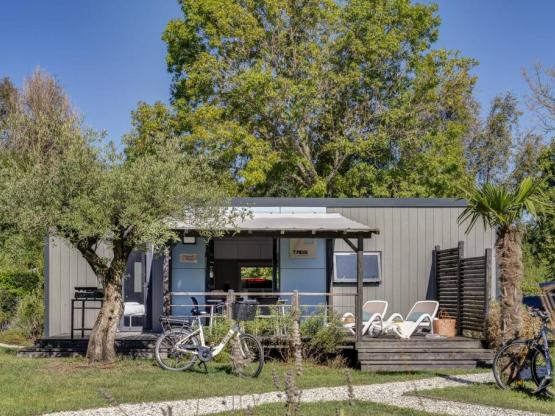 Cottage Château Chic 2 Schlafzimmer Premium