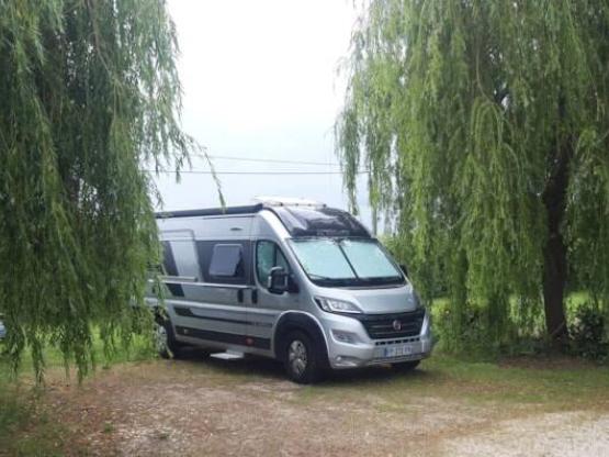 Stellplatz Confort Wohnmobil (Strom)