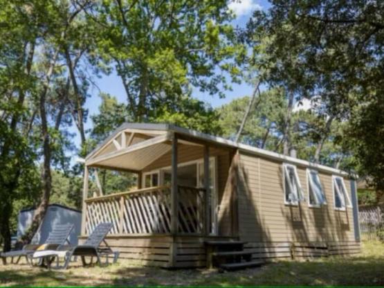 Cottage Bangkok 2 Schlafzimmer 1 Badezimmer ***