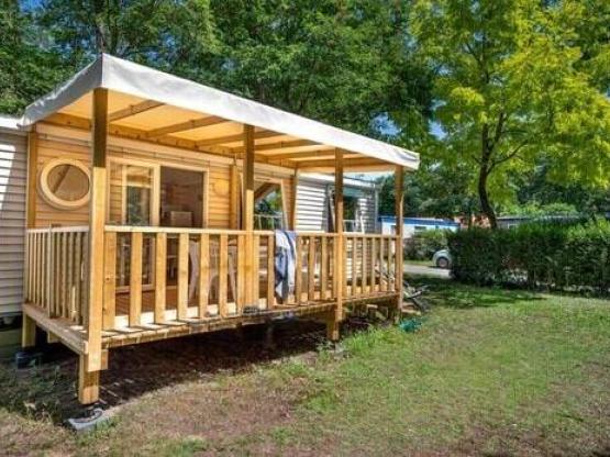 GARNET - 24M² - 2 Schlafzimmer mit Lüfter  - TV - ÜBERDACHTE TERRASSE - 1 FAHRZEUG INBEGRIFFEN