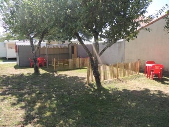 Standplaats Pakketprijs Wandelaar per voet of per fiets met tent