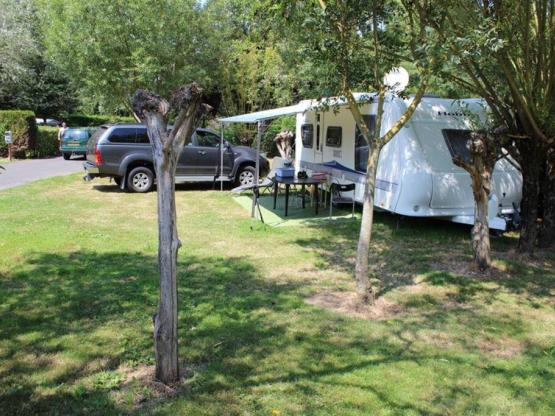 Stellplatz Confort (+ Strom)