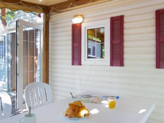 Mobilheim ZOLA 28 m2  klimatisiert +10 jahre- 2 Schlafzimmer - Terrasse 15m2