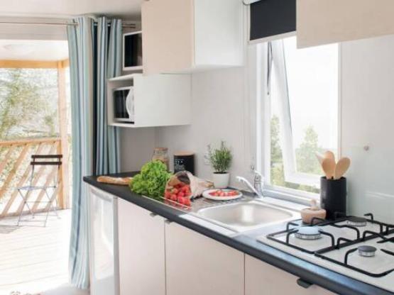 Mobilheim Confort 22m² 2 Zimmer + Halbüberdachte Terrasse