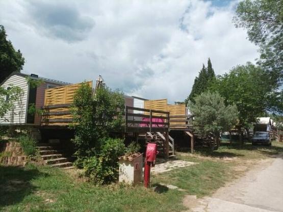 Mobilheim Confort 28m² 2 Zimmer + Terrasse auf Pfählen