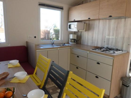 Mobilheim  confort 4 Schlafzimmer 8 Personen mit Terrasse