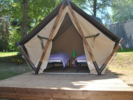 Zelt Nomade 8m² (1 Zimmer) + Terrasse ohne Sanitäranlagen