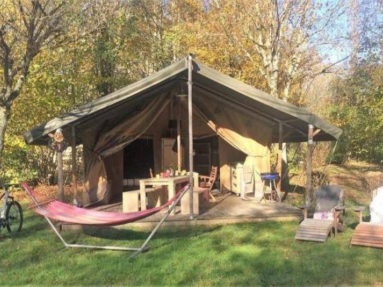 Lodge Safari Zelt 35 m² - 2 Schlafzimmer - 10 m² überdachte Terrasse