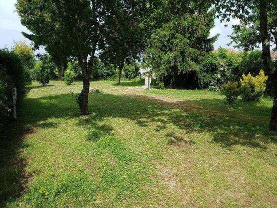 Komfort-Camper: 2 Pers. + Strom 10A + 1 Fahrzeug + 1 Zelt, Wohnwagen oder Reisemobil