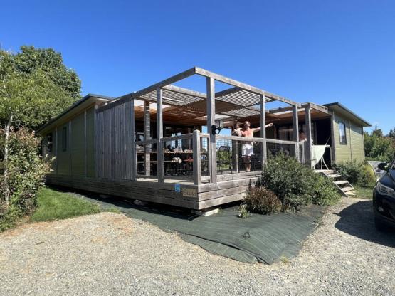 Chalet tribu 4 Zimmer + TV + tüberdachte Terrasse + Spüllmachine + wifi