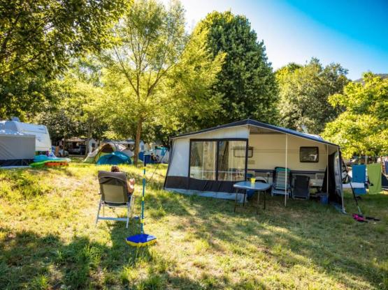 Stellplatz Premium 120m² + Strom 10A