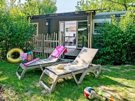 Mobile Home Lavandin - 2 Badezimmer - überdachte Terrasse - Klimaanlage