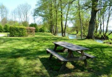 Camping Onlycamp Pesmes La Colombière