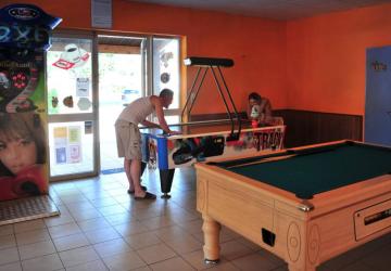 Camping LE CLOS DES PINS