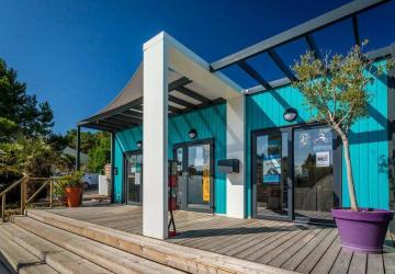 Camping Les Flots Bleus