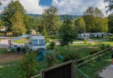 Camping Onlycamp Les Thézières