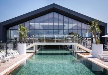 YELLOH! VILLAGE - LE PIN PARASOL*****