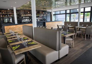 YELLOH! VILLAGE - LE PIN PARASOL*****