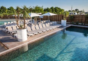 YELLOH! VILLAGE - LE PIN PARASOL*****