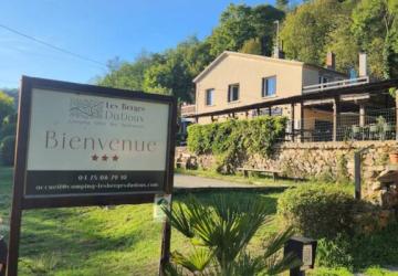 Camping Les Berges Du Doux