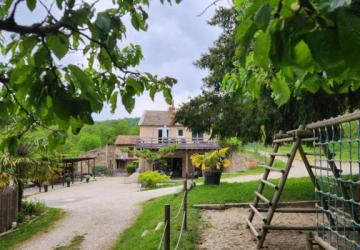 Camping Les Berges Du Doux