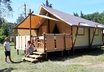 Camping Ushuaïa Villages Le Viaduc