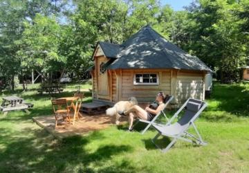 Camping Ushuaïa Villages Le Viaduc