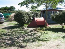 Emplacement 90-100 m² + tente ou caravane ou camping car