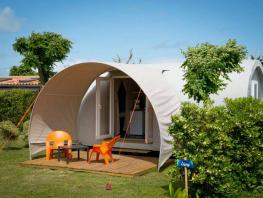Coco sweet 17 m² (2 habitaciones) + terraza  (sin baño) lado camping