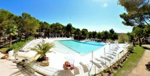 Camping Résidentiel La Pinède