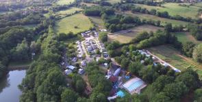 Flower Camping Le Lac aux Oiseaux